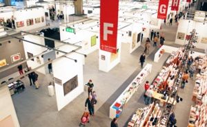 Stand Out with Logoed Apparel and Trade Show Event Giveaways